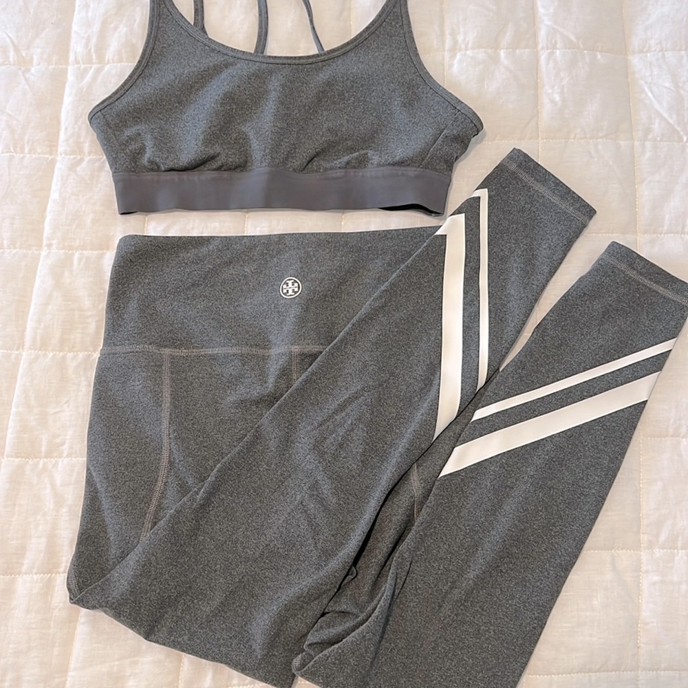 Tory sport workout set